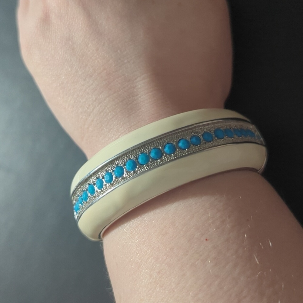 Silver Tone Cream Enamel Turquoise Blue Rhinestone Hinged Cuff Statement Bracele